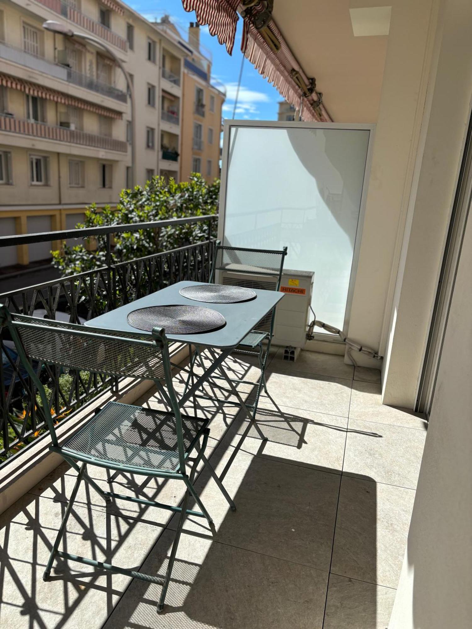 Studio 2 Etoiles A Menton Pour 4 Personnes Eksteriør billede